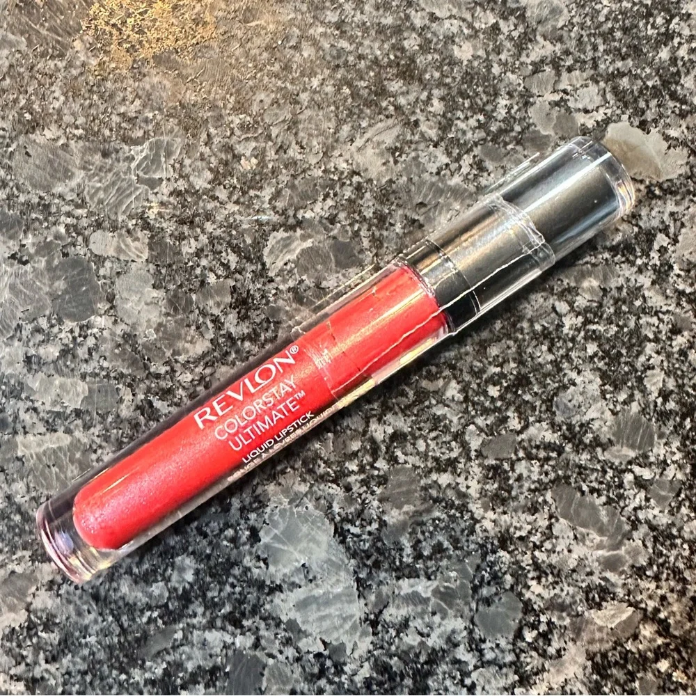 NEW 060 Revlon Colorstay Ultimate Lipcolor